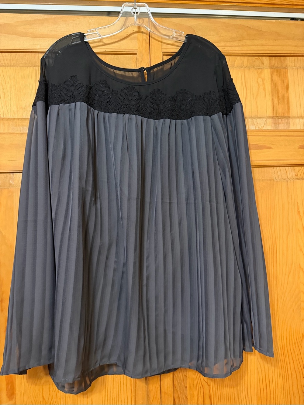 torrid Black Lace Yoke Pleated Chiffon Blouse - Charcoal